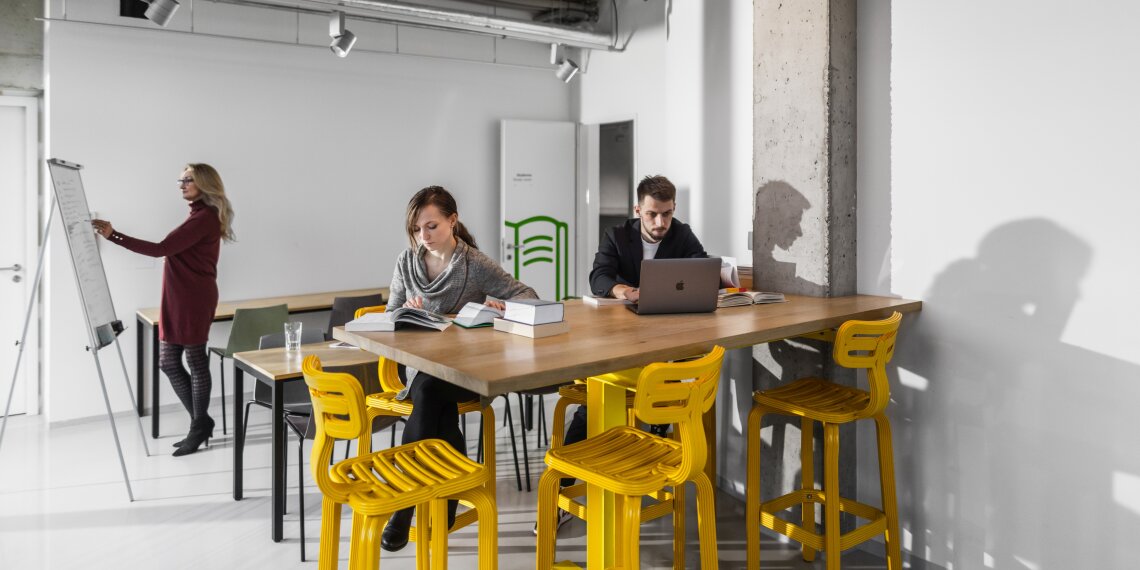 interier a sluzby  - 4